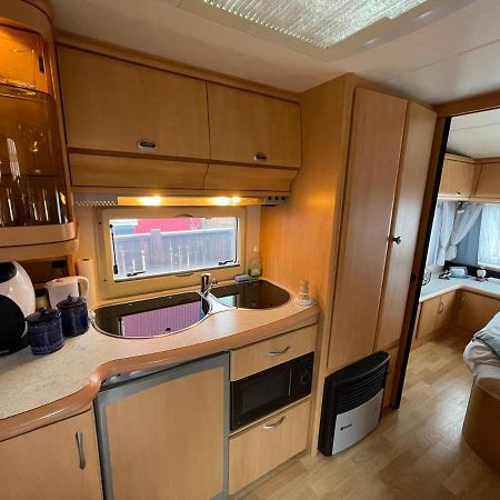 Cozy Caravan Vestmannaeyjar Buitenkant foto