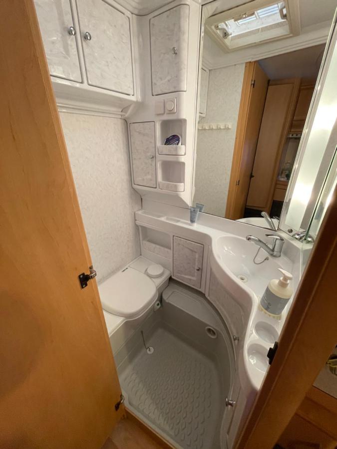 Cozy Caravan Vestmannaeyjar Buitenkant foto